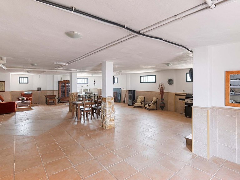 Villa for Sale in Bigastro, Alicante 31