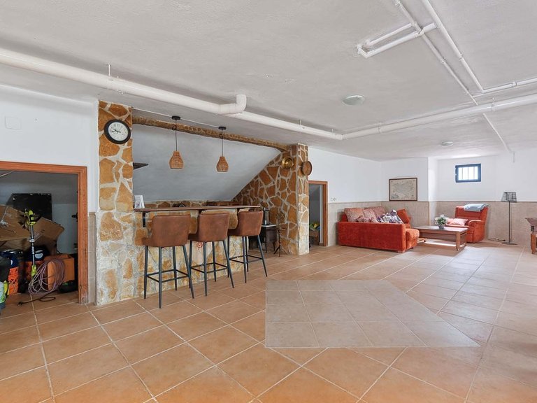 Villa for Sale in Bigastro, Alicante 29