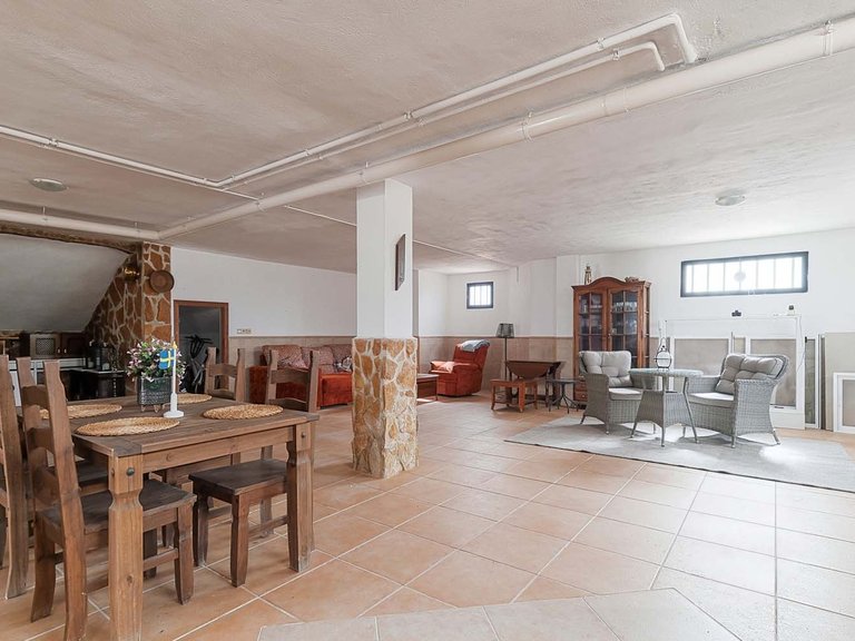 Villa for Sale in Bigastro, Alicante 33