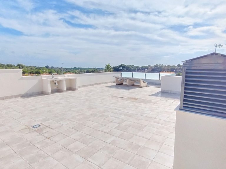 Villa for Sale in Pinar De Campoverde, Alicante 12