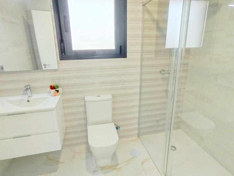 Villa for Sale in Pinar De Campoverde, Alicante 9