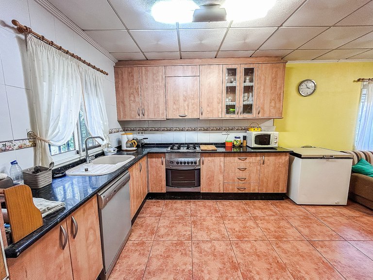 Villa for Sale in Sax, Alicante 13