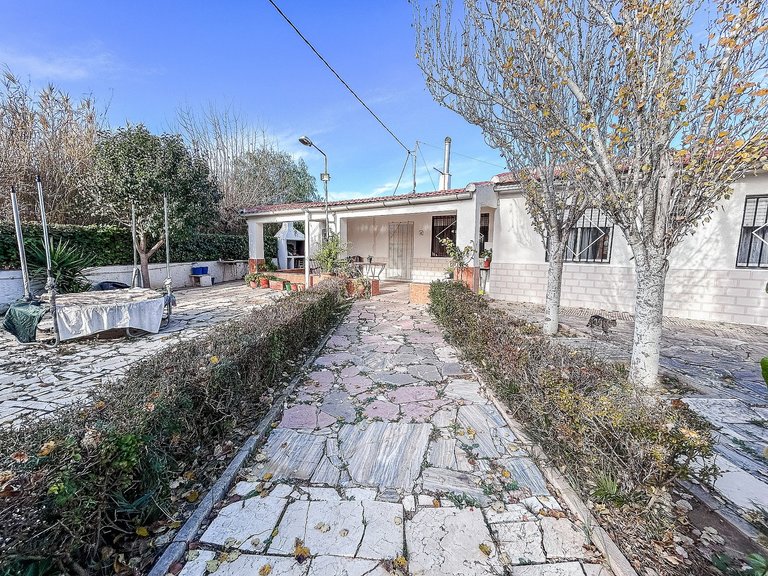 Villa for Sale in Sax, Alicante 5