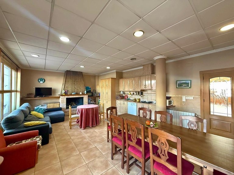 Town House for Sale in Pinoso, Alicante 11