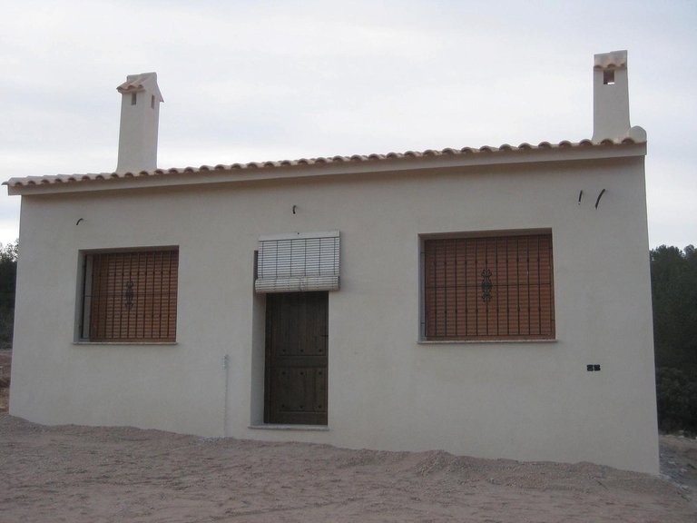 Country House for Sale in Pinoso, Alicante 3