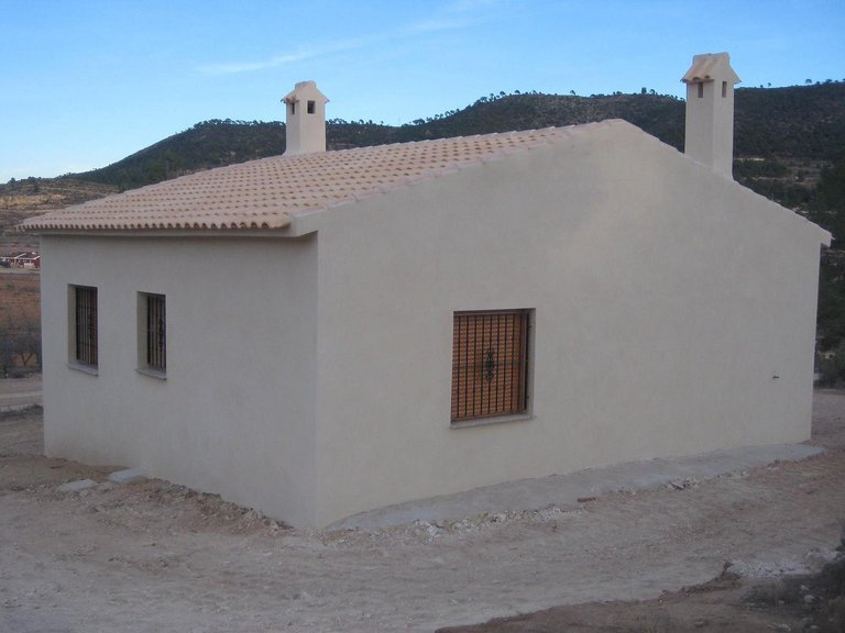 Country House for Sale in Pinoso, Alicante 4