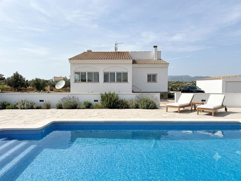 Villa for Sale in Cañada Del Trigo, Murcia 1