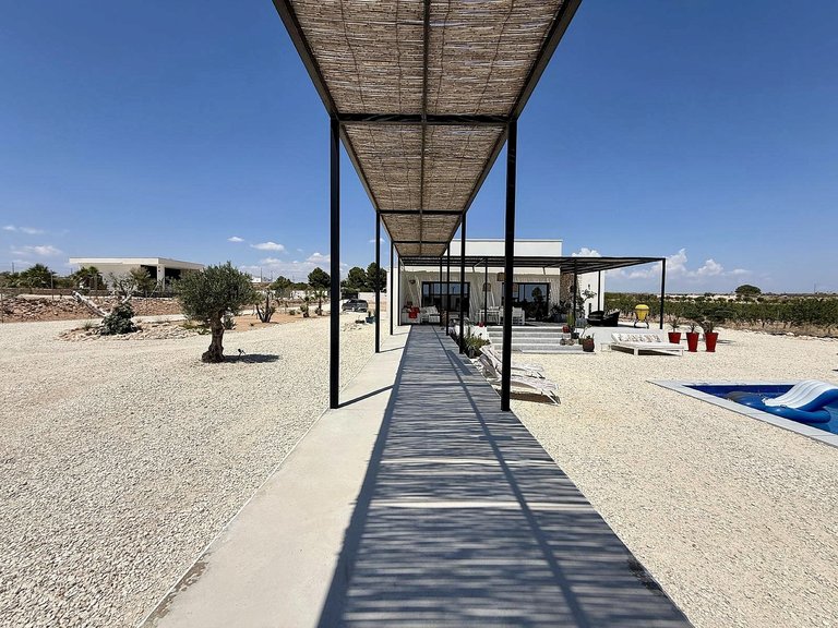 Villa for Sale in Pinoso, Alicante 9