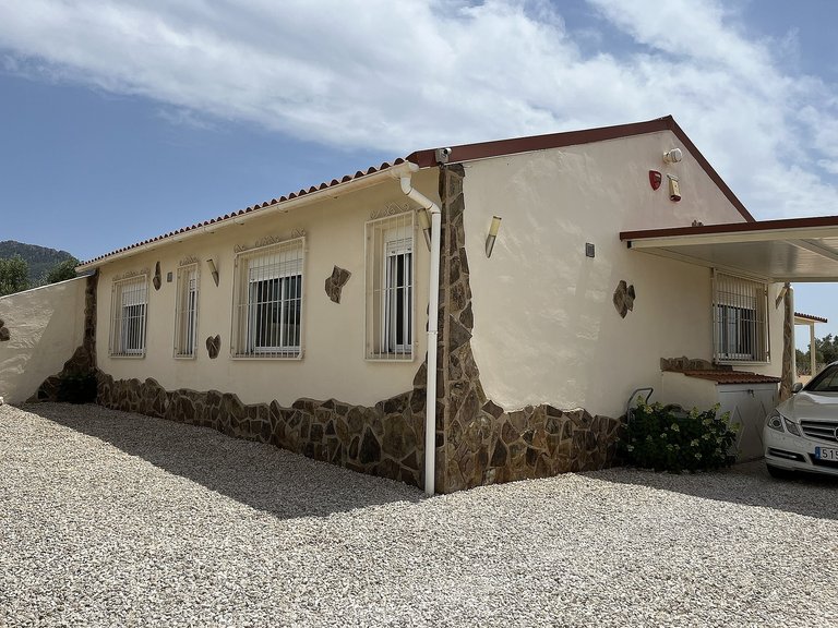 Country House for Sale in Villena, Alicante 44