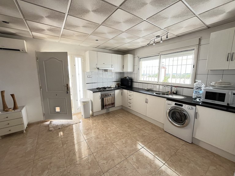 Country House for Sale in Villena, Alicante 7