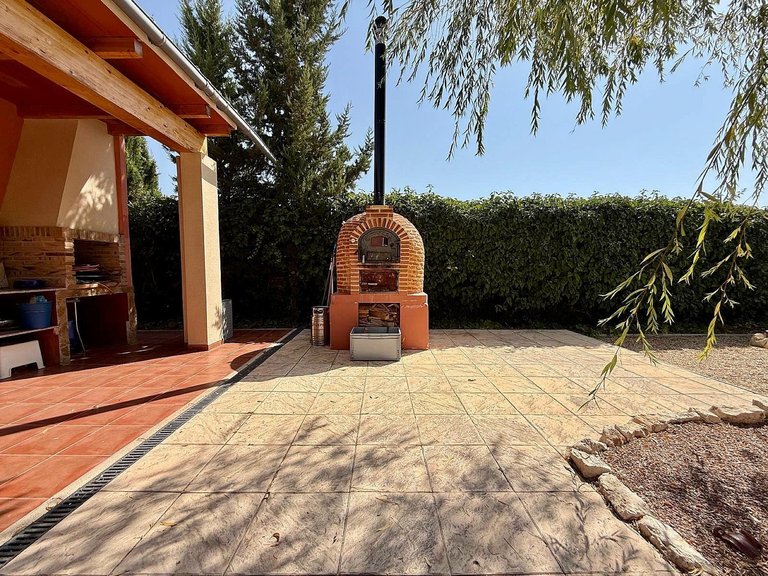 Villa for Sale in Lel, Alicante 9