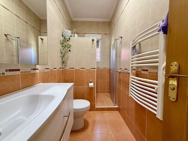 Villa for Sale in Lel, Alicante 34
