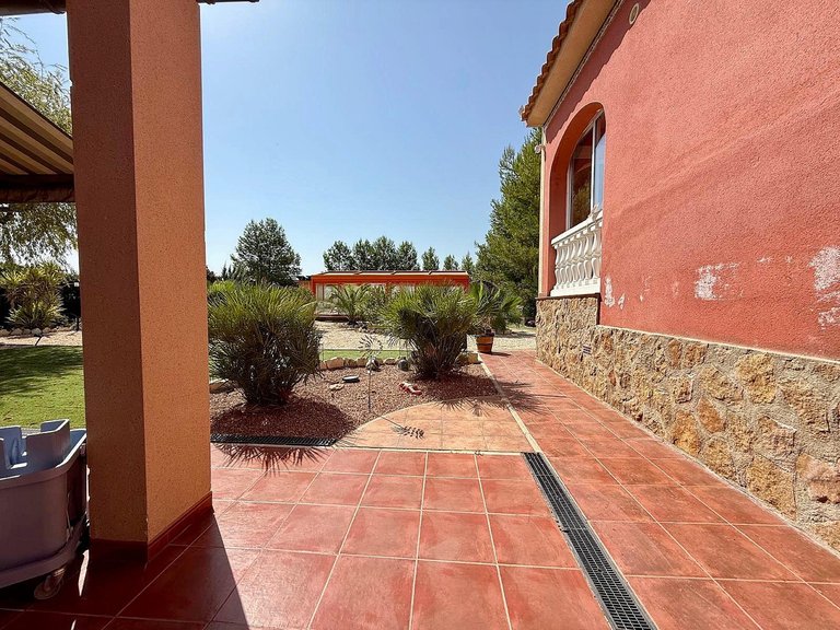 Villa for Sale in Lel, Alicante 14