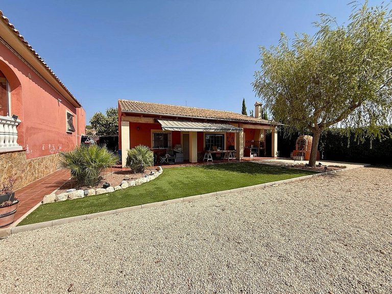 Villa for Sale in Lel, Alicante 8