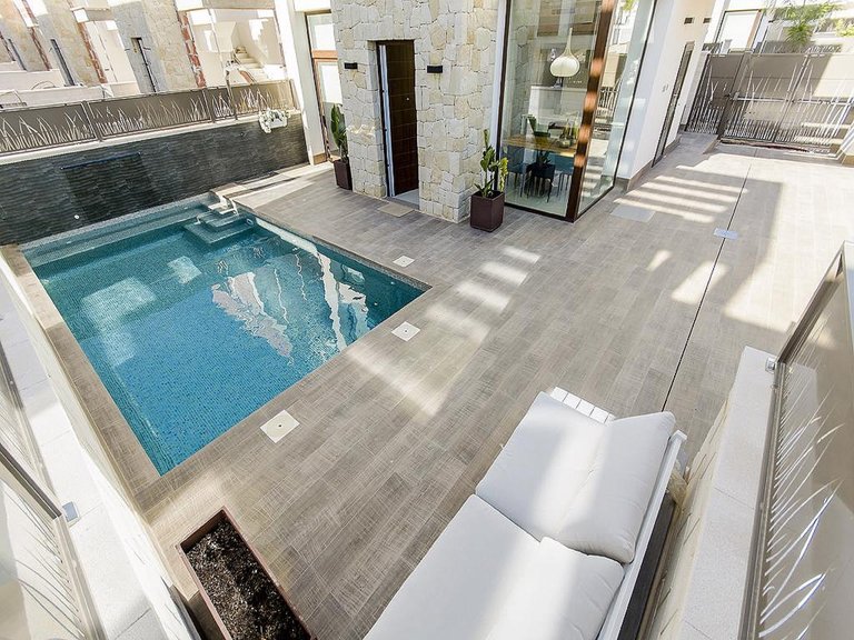 Villa for Sale in Los Montesinos, Alicante 2