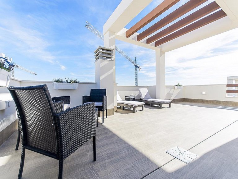 Villa for Sale in Los Montesinos, Alicante 27
