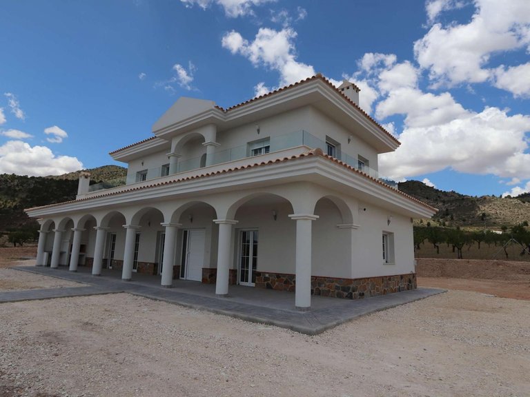 Villa for Sale in Inland Sax, Alicante 32