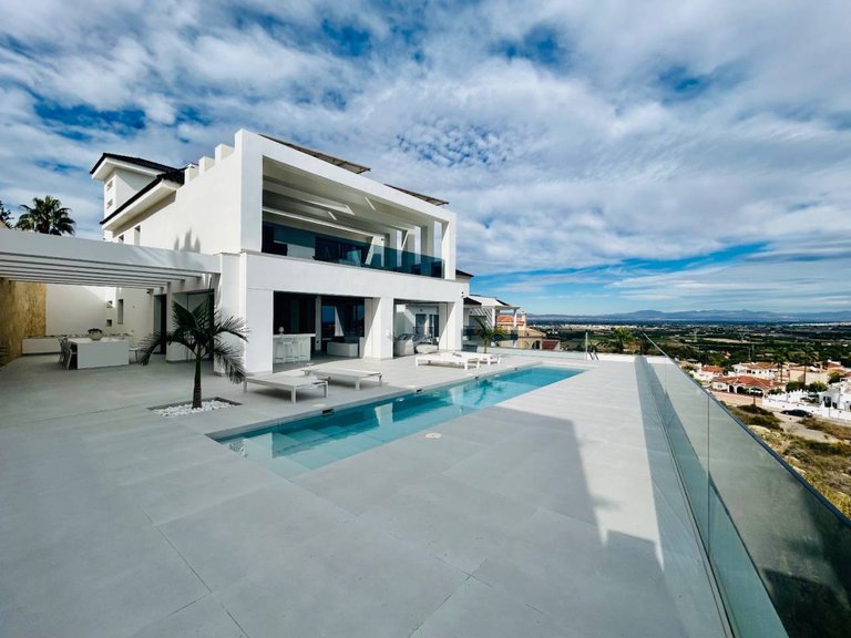 Villa for Sale in Ciudad Quesada, Alicante 1