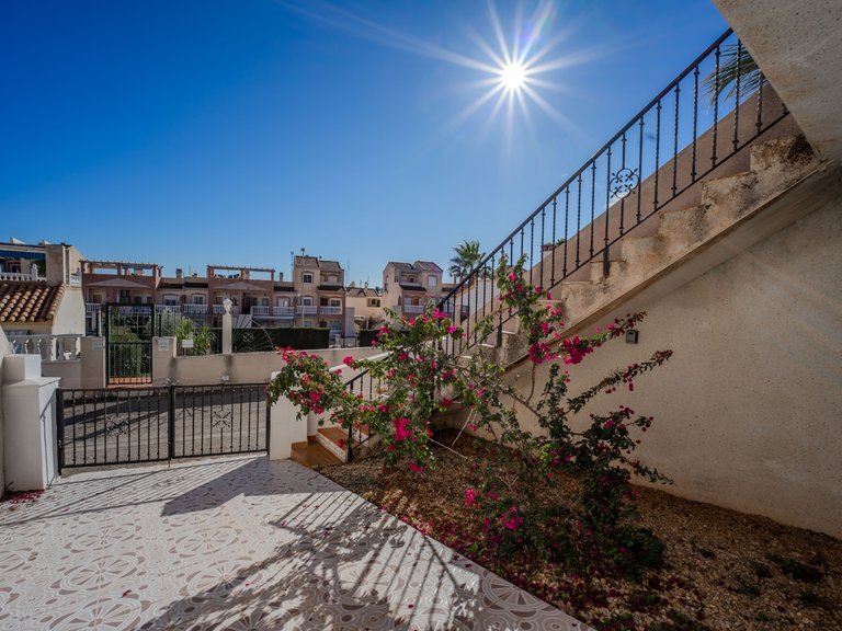 Town House for Sale in Villamartin, Alicante, 20