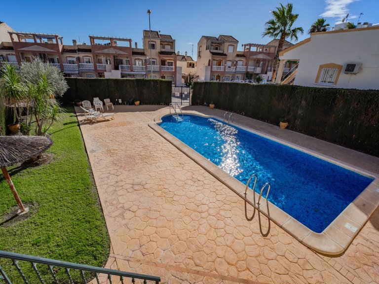 Town House for Sale in Villamartin, Alicante, 18