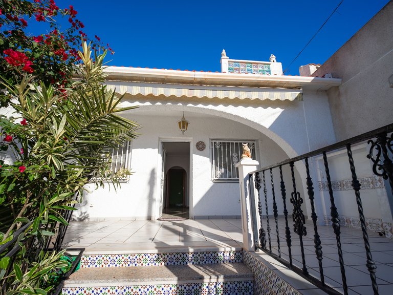 Villa for Sale in Ciudad Quesada, Alicante, 30