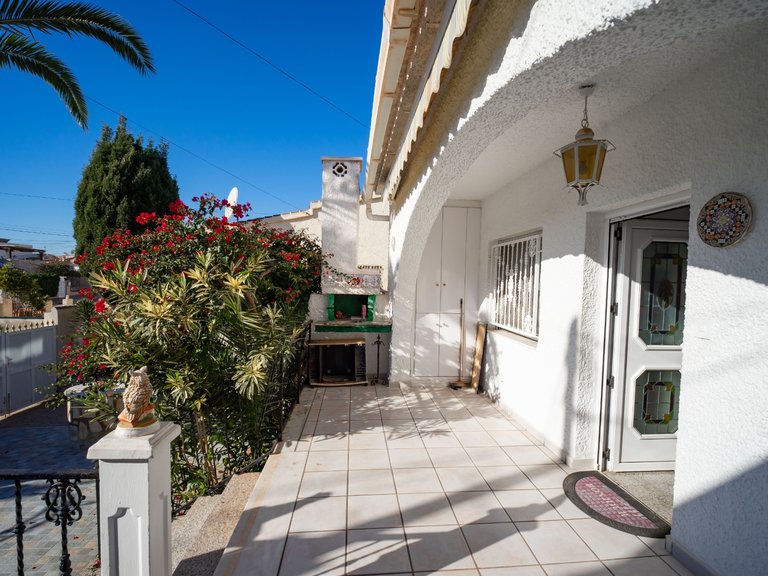 Villa for Sale in Ciudad Quesada, Alicante, 29