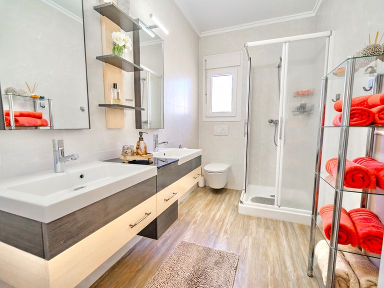 Villa for Sale in Ciudad Quesada, Alicante, 26