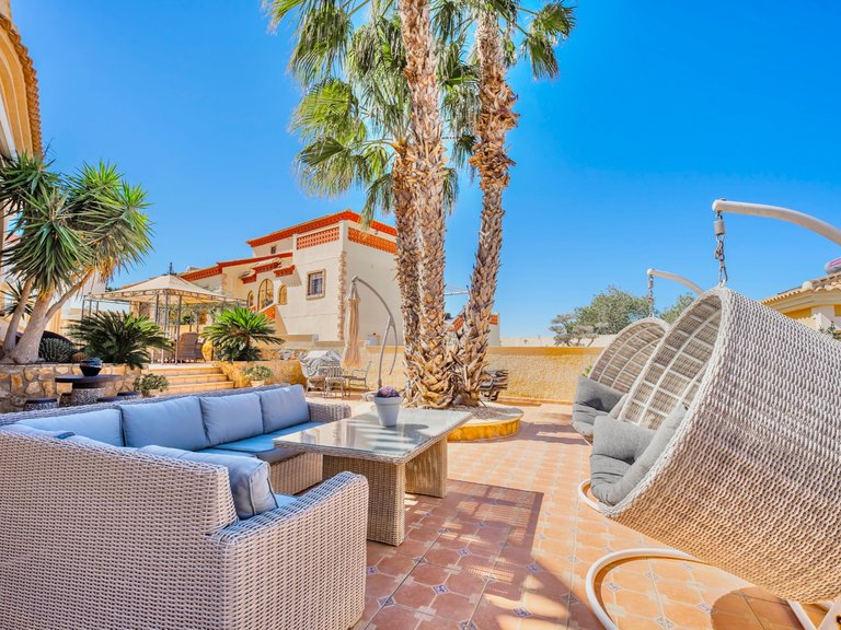 Villa for Sale in Ciudad Quesada, Alicante, 40