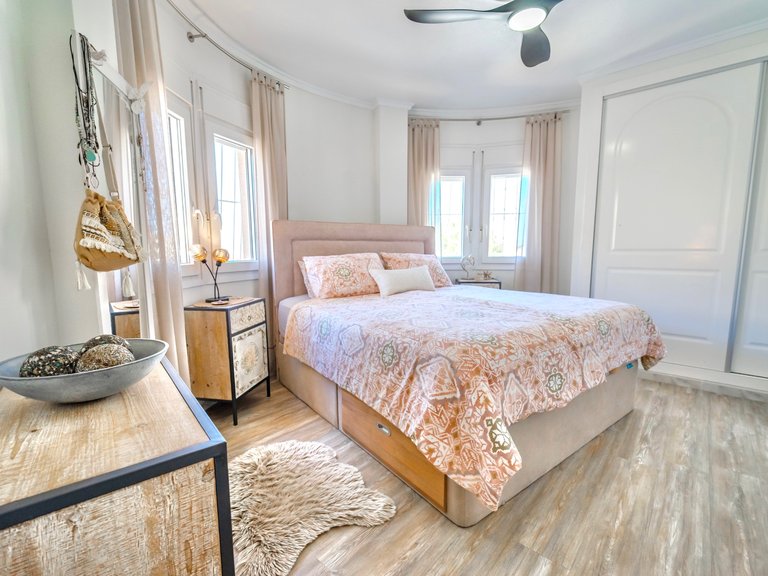 Villa for Sale in Ciudad Quesada, Alicante, 17