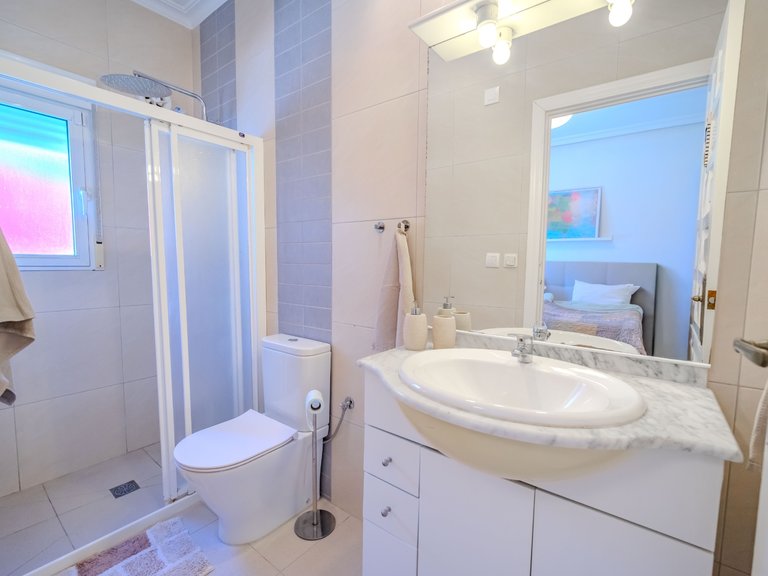 Villa for Sale in Ciudad Quesada, Alicante, 32