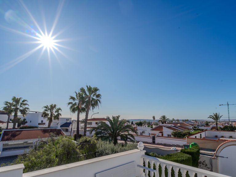Villa for Sale in Ciudad Quesada, Alicante, 47