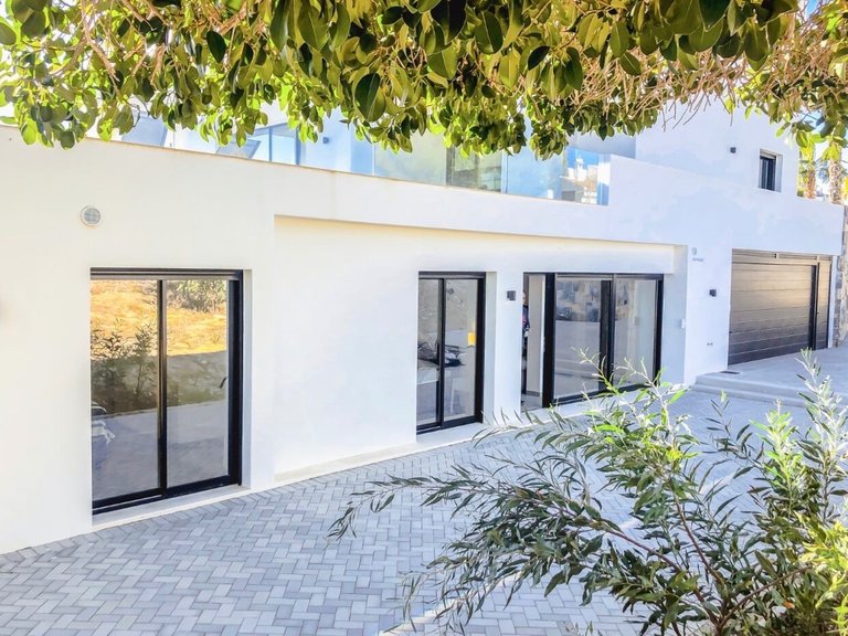 Villa for Sale in Ciudad Quesada, Alicante, 45