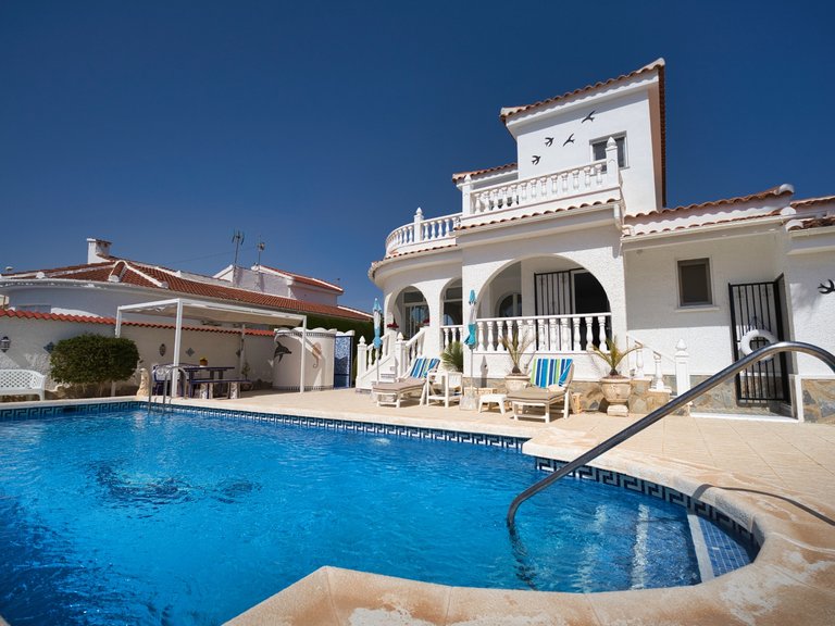 Villa for Sale in Ciudad Quesada, Alicante, 33