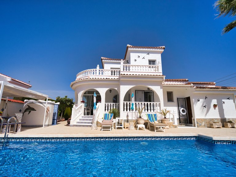 Villa for Sale in Ciudad Quesada, Alicante, 32