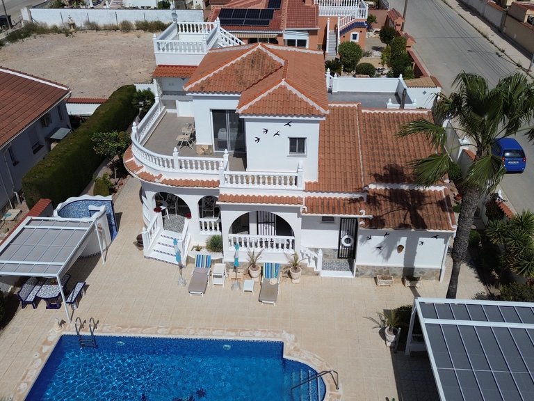 Villa for Sale in Ciudad Quesada, Alicante, 31