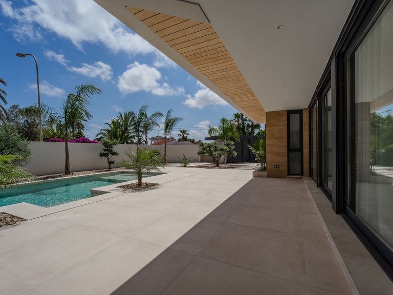 Villa for Sale in Ciudad Quesada, Alicante, 30