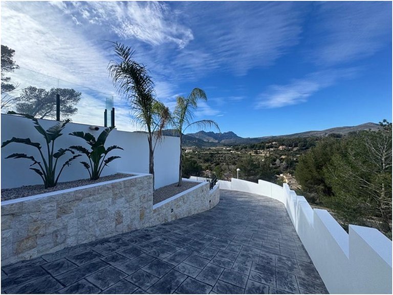 Villa for Sale in Costa Blanca Calpe, Alicante 19