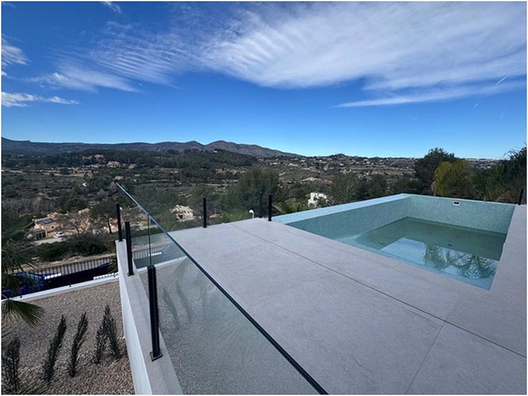 Villa for Sale in Costa Blanca Calpe, Alicante 13