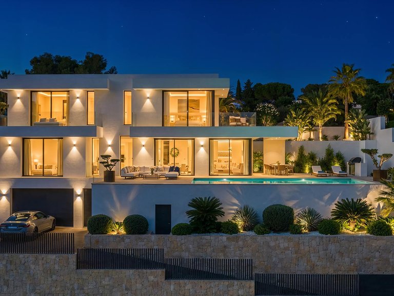 Villa for Sale in Costa Blanca Calpe, Alicante 1