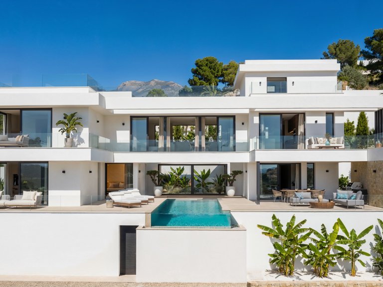 Villa for Sale in Costa Blanca Calpe, Alicante 4