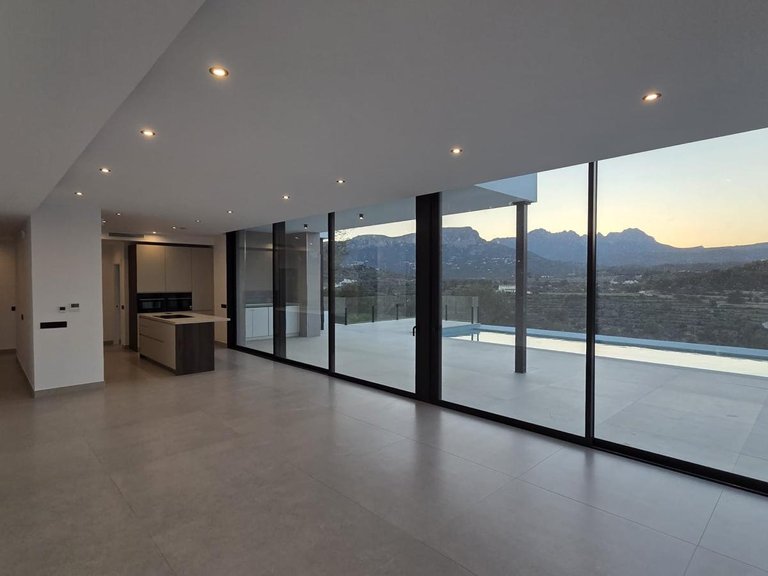 Villa for Sale in Costa Blanca Calpe, Alicante 28