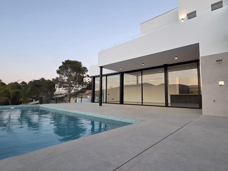 Villa for Sale in Costa Blanca Calpe, Alicante 50