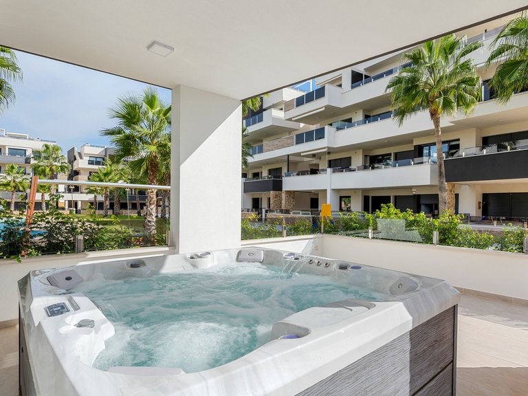 Apartment for Sale in Costa Blanca Villamartin, Alicante 27