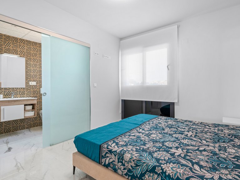 Apartment for Sale in Costa Blanca Villamartin, Alicante 21