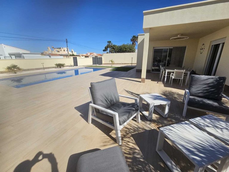 Villa for Sale in Costa Blanca Torrevieja, Alicante 6