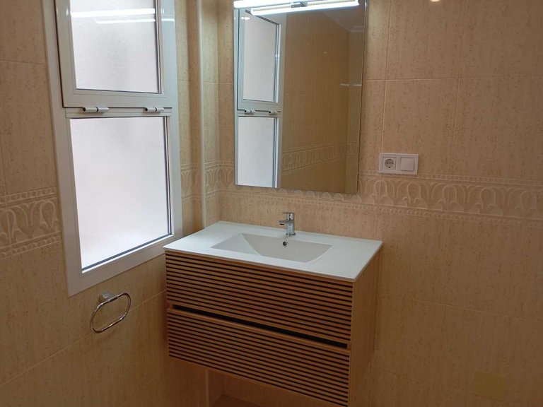Town House for Sale in Costa Blanca Mil Palmeras, Alicante 29
