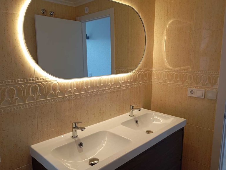 Town House for Sale in Costa Blanca Mil Palmeras, Alicante 32
