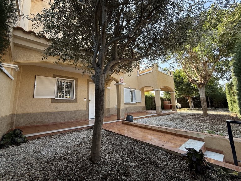 Town House for Sale in Costa Blanca Mil Palmeras, Alicante 6