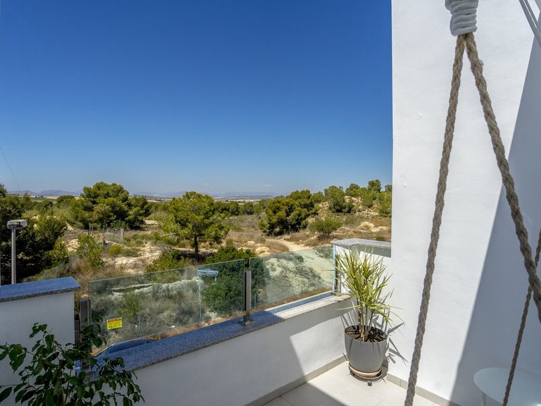 Town House for Sale in Costa Blanca Villamartin, Alicante 41
