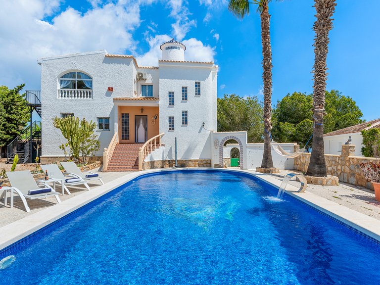 Villa for Sale in Inland Pinar De Campoverde, Alicante 21